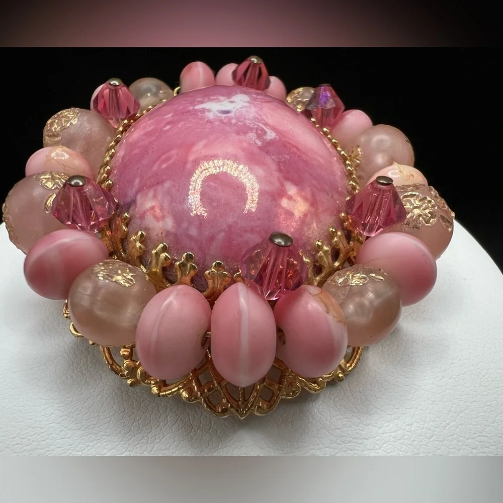 Vintage Pink Cabochon Oval Brooch